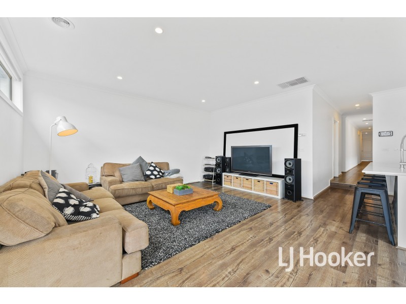 50 Bona Vista Rise, Clyde VIC 3978