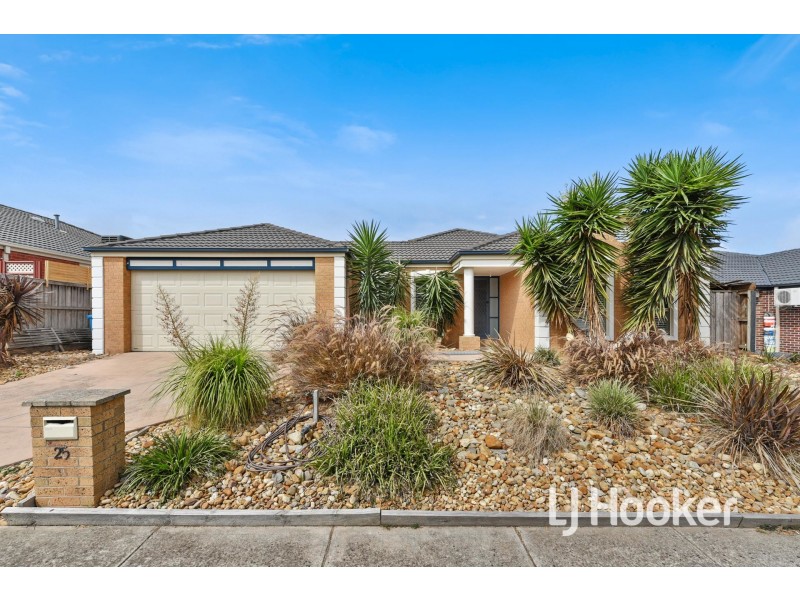25 Fleet Street, Narre Warren South VIC 3805