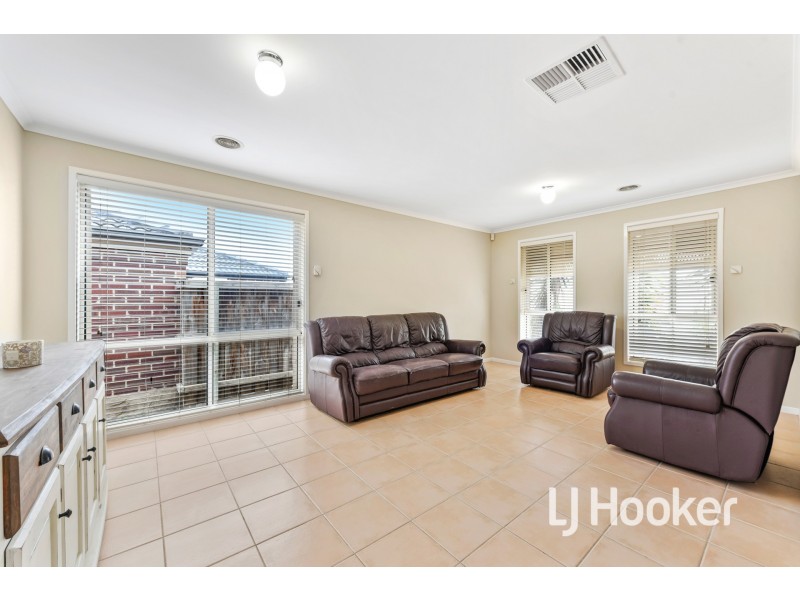 25 Fleet Street, Narre Warren South VIC 3805