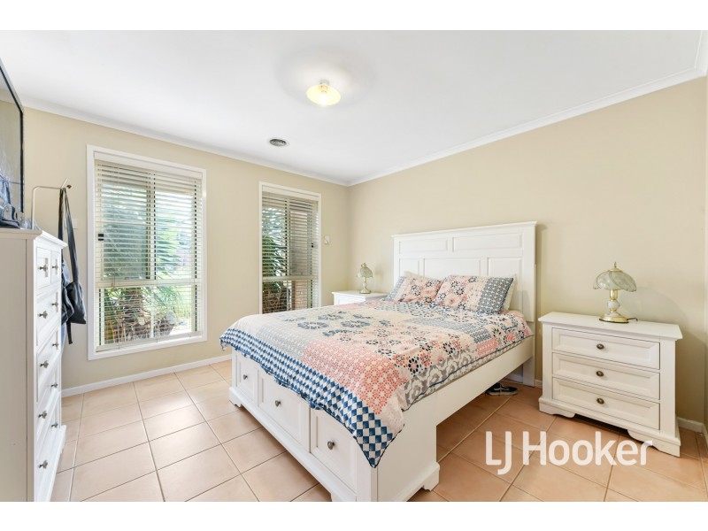 25 Fleet Street, Narre Warren South VIC 3805