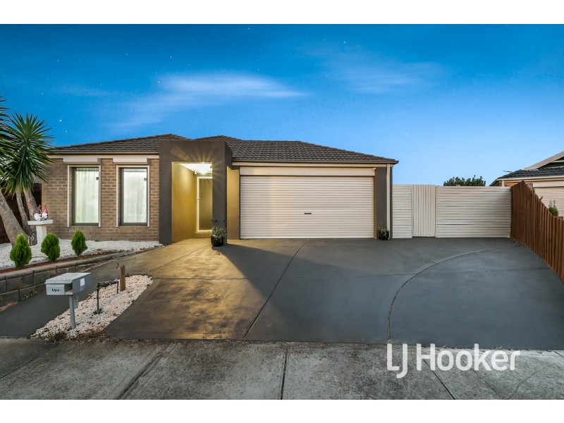 83 Sandalwood Drive, Pakenham VIC 3810