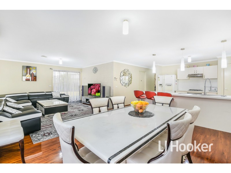 83 Sandalwood Drive, Pakenham VIC 3810