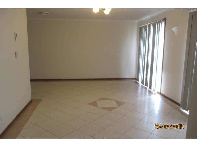 5 Michelle Drive, Hampton Park VIC 3976