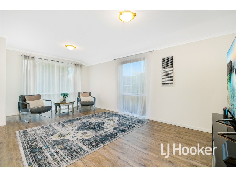 34 Mahon Crescent, Narre Warren VIC 3805