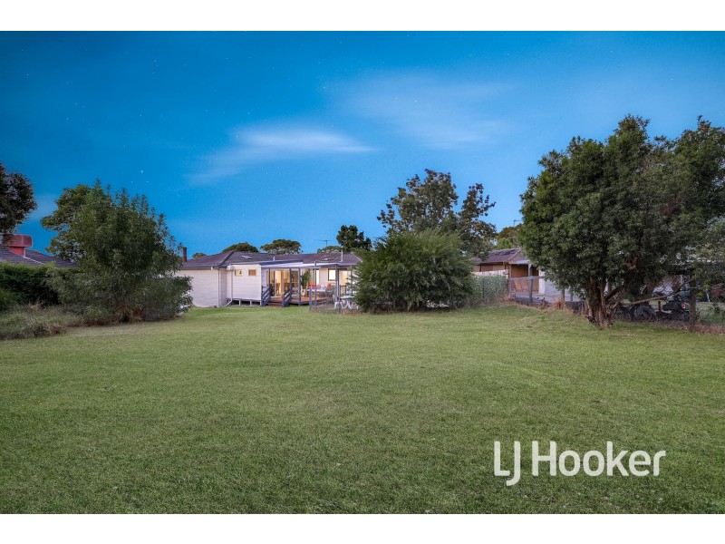 34 Mahon Crescent, Narre Warren VIC 3805