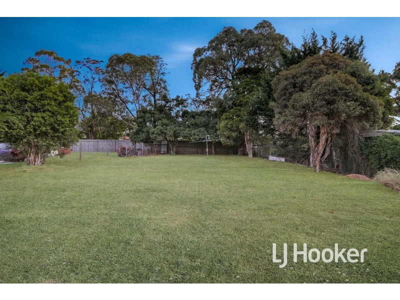 34 Mahon Crescent, Narre Warren VIC 3805