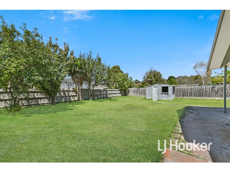 70 Scotsburn Way, Endeavour Hills VIC 3802