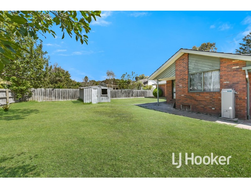 70 Scotsburn Way, Endeavour Hills VIC 3802