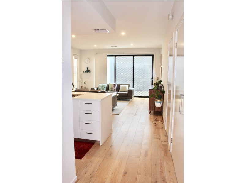 69 Hayton Park Boulevard, Cranbourne West VIC 3977