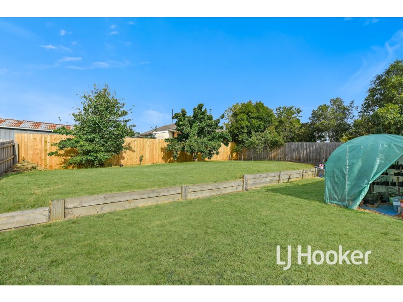 20 Horton Drive, Hampton Park VIC 3976