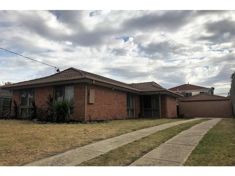 36 Leopold Crescent, Hampton Park VIC 3976