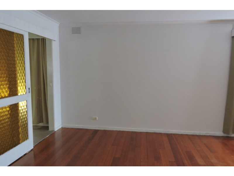 10 Tadstan Drive, Hampton Park VIC 3976