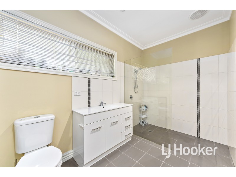 51 Littlecroft Avenue, Narre Warren South VIC 3805