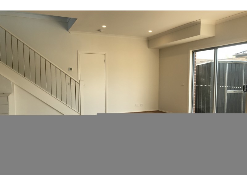 1/29 Burrows Street, Dandenong VIC 3175