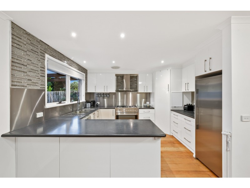 3 Bradley Court, Hampton Park VIC 3976