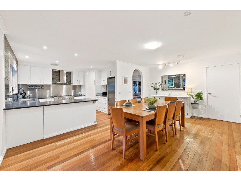 3 Bradley Court, Hampton Park VIC 3976