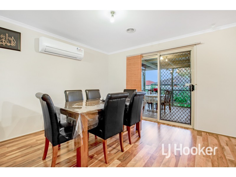 4 Cypress Close, Hampton Park VIC 3976