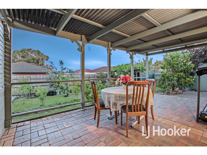 4 Cypress Close, Hampton Park VIC 3976