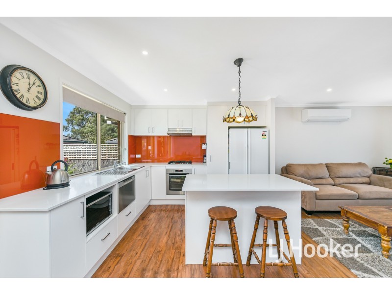 20 Stratus Court, Hampton Park VIC 3976