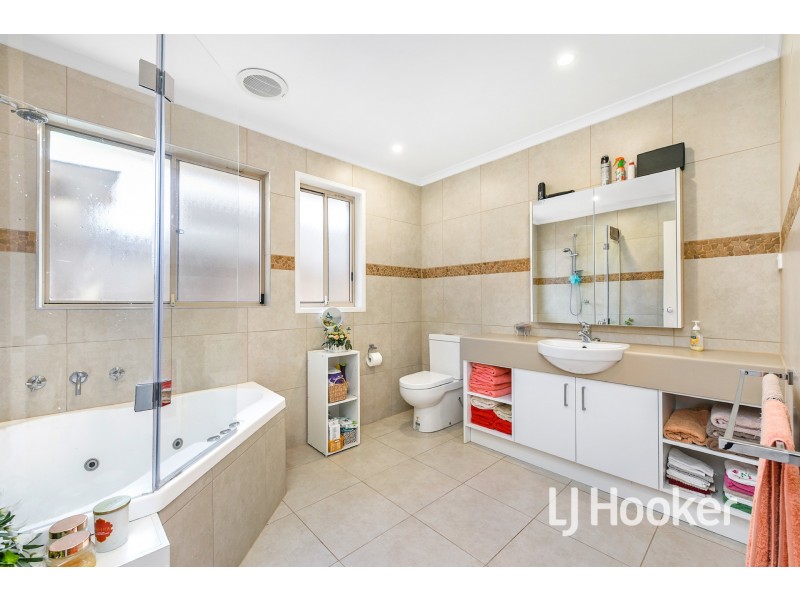 20 Stratus Court, Hampton Park VIC 3976