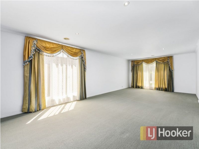 144 Harold Keys Drive, Narre Warren South VIC 3805