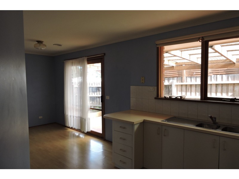 87 Warana Drive, Hampton Park VIC 3976