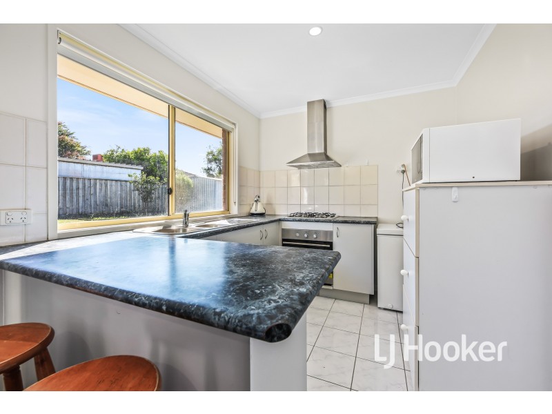 9 Eclipse Court, Hampton Park VIC 3976