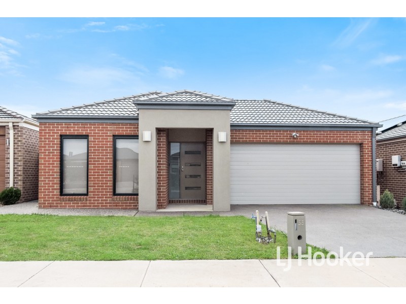 55 Avonbury Circuit, Cranbourne West VIC 3977