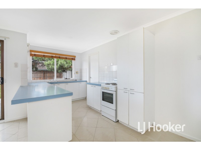 15 Narellan Drive, Hampton Park VIC 3976