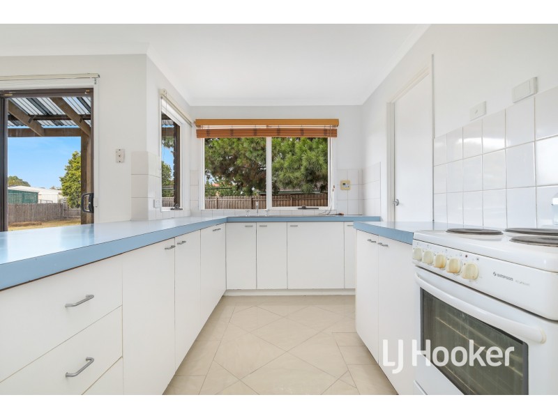 15 Narellan Drive, Hampton Park VIC 3976