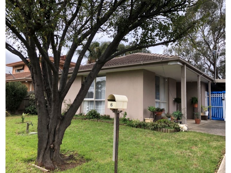 6 Jason Place, Hampton Park VIC 3976