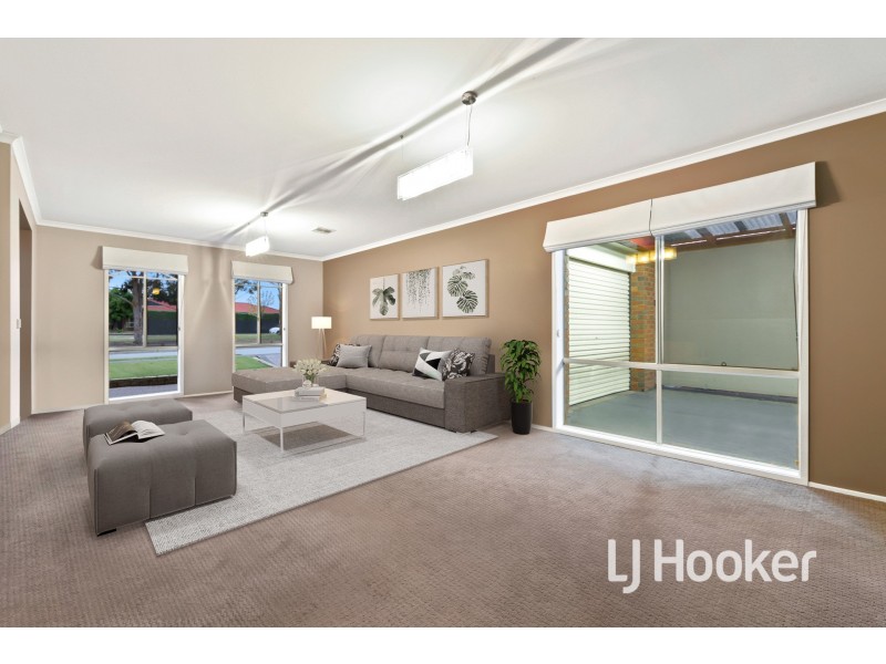 4 Cloverlea Grove, Narre Warren South VIC 3805