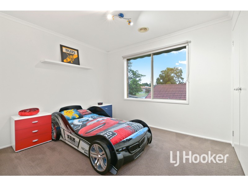 4 Cloverlea Grove, Narre Warren South VIC 3805