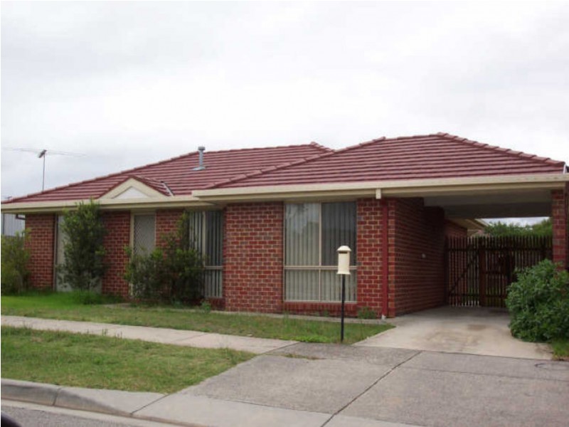 6 Amber Drive, Hampton Park VIC 3976