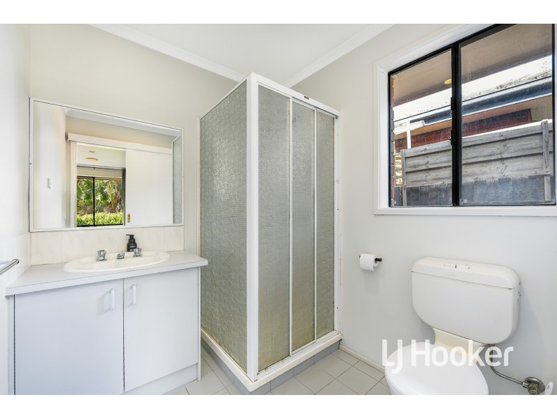 10 Dewpoint Crescent, Hampton Park VIC 3976