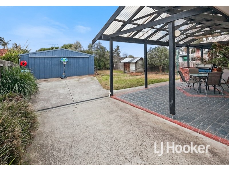 10 Dewpoint Crescent, Hampton Park VIC 3976