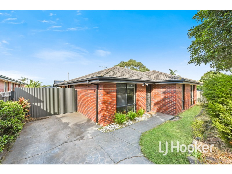 10 Dewpoint Crescent, Hampton Park VIC 3976