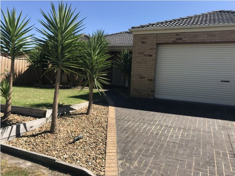 30 St Andrews Court, Narre Warren South VIC 3805