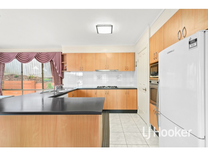 2 Fairview Avenue, Narre Warren VIC 3805