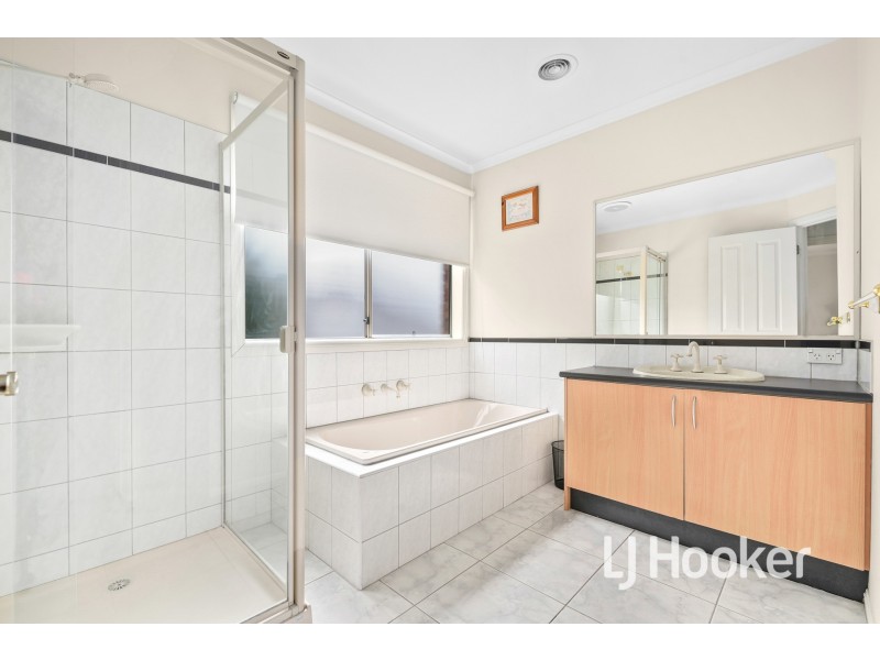 2 Fairview Avenue, Narre Warren VIC 3805