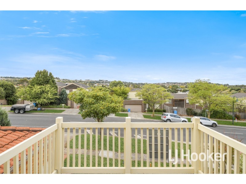 2 Fairview Avenue, Narre Warren VIC 3805