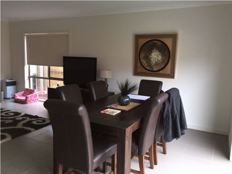 11 Cadillac Street, Cranbourne East VIC 3977