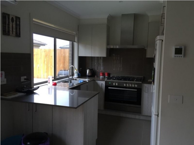 11 Cadillac Street, Cranbourne East VIC 3977