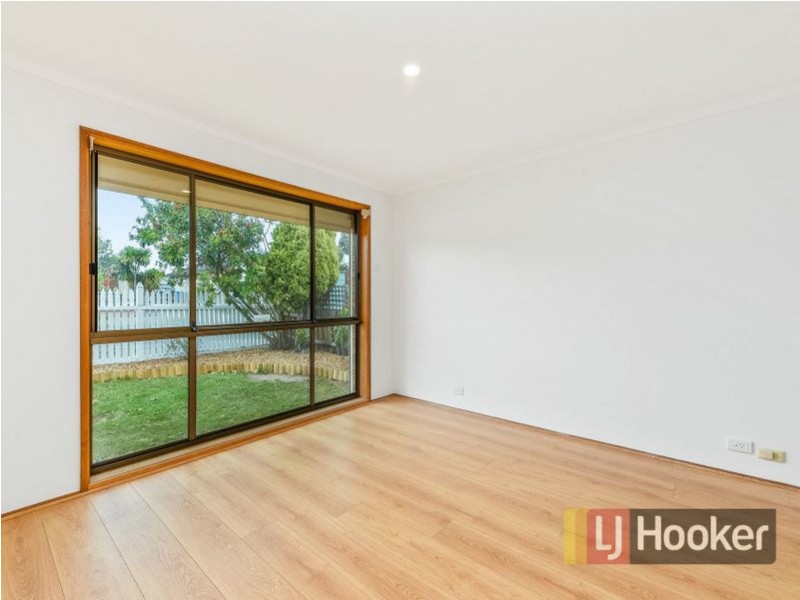 61 Coral Drive, Hampton Park VIC 3976
