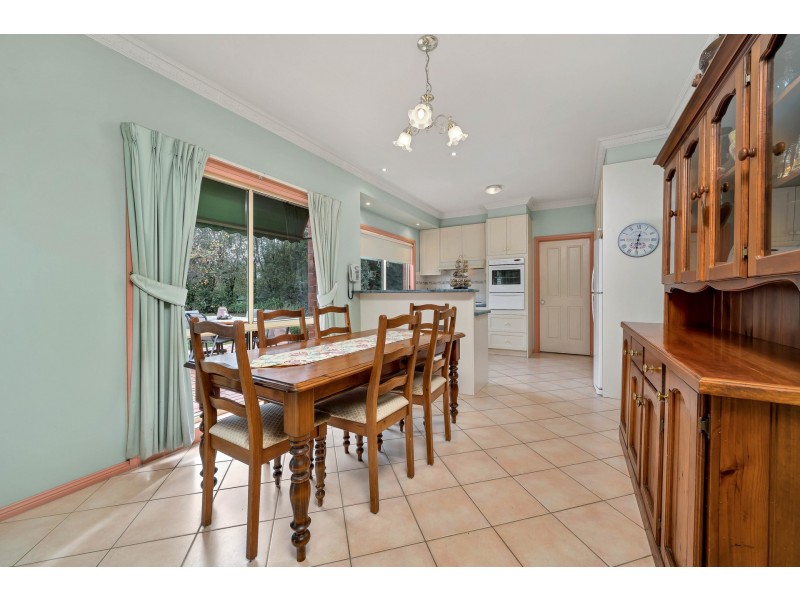 35 Collison Road, Cranbourne East VIC 3977