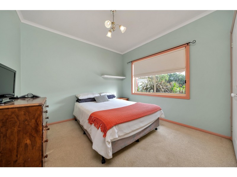 35 Collison Road, Cranbourne East VIC 3977