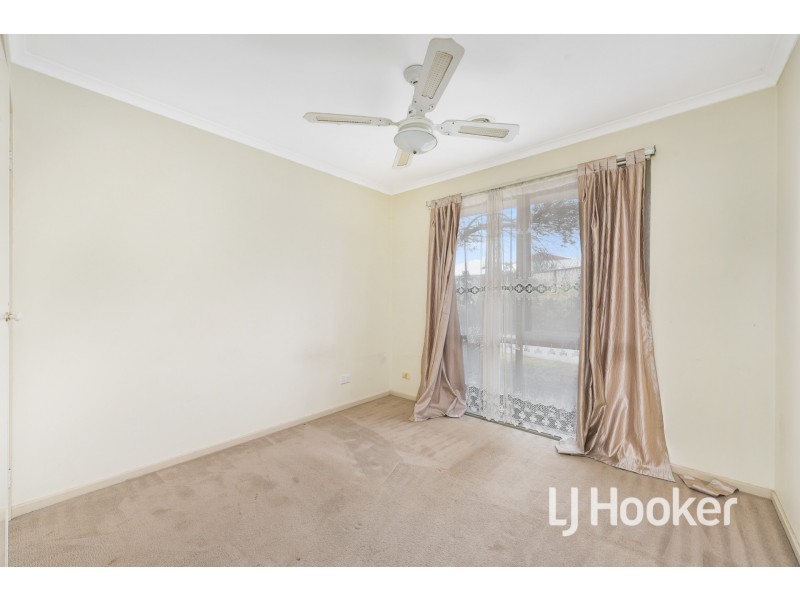 2/15 Patricia Court, Hampton Park VIC 3976