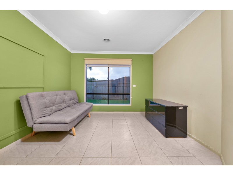 4 Bracken Place, Lyndhurst VIC 3975