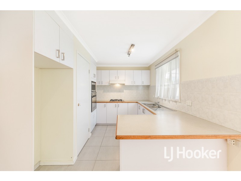 5 Belvedere Court, Hampton Park VIC 3976