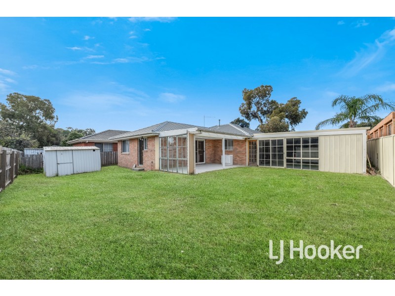 5 Belvedere Court, Hampton Park VIC 3976